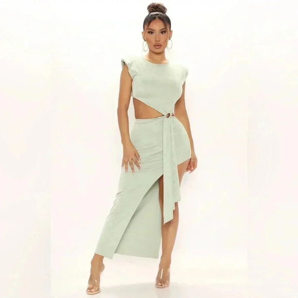 Fashion Nova Women’s Can't Buy Me‎ Love Maxi Dress Size S - Picture 1 of 10